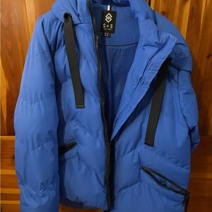 Vibrant Blue Hooded Puffer Jacket